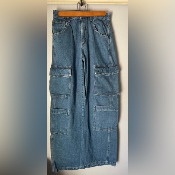 Cotton:On Wide Leg Cargo jeans - Picture 2 of 4